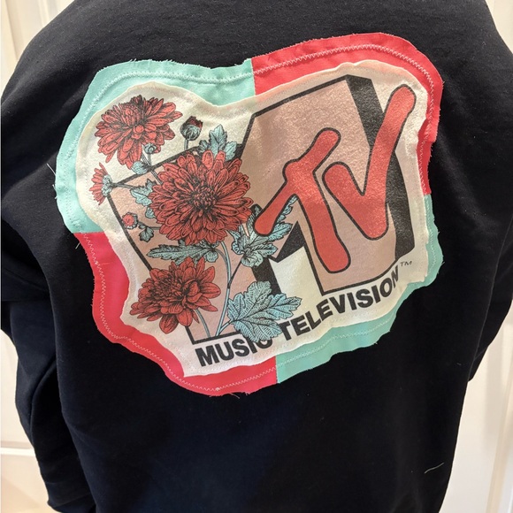 Tops - NWT Upcycled funky mtv music television large sweatshirt. 23 pit to pit